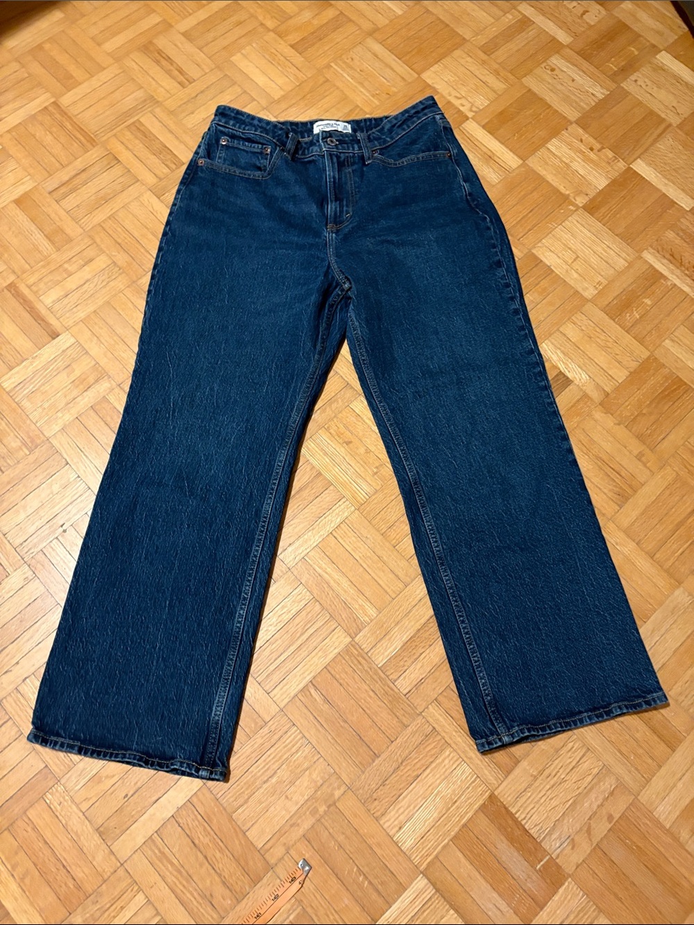 Abercrombie & Fitch Dark Blue Women’s Jeans